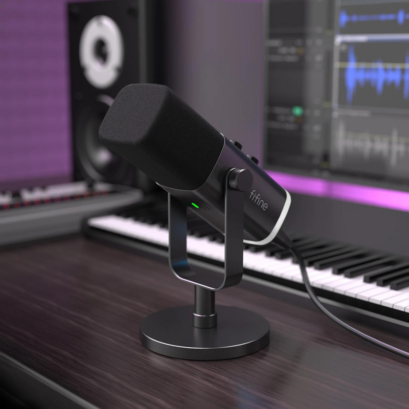 Microfone Profissional para Gravação e Streaming